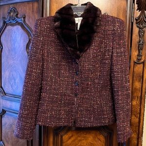 Summer Sale. Stylish women 75% virgin wool tweed blazer.